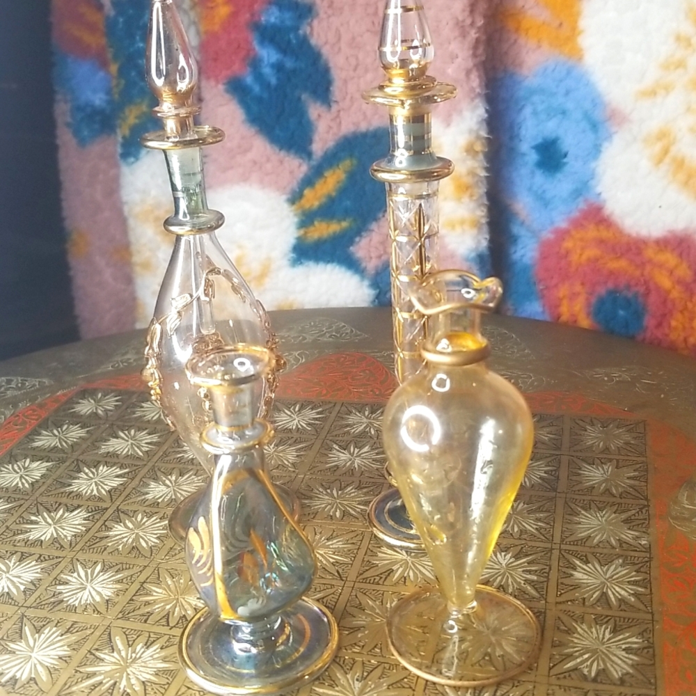 Egyptian Glass Decorative Perfume Bottles-4pc.-2 with tops & 2 without - Picture 6 of 13